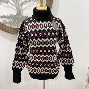 NWT Kerstin Adolphson Chunky Wool Turtleneck Sweater Black Red White Small